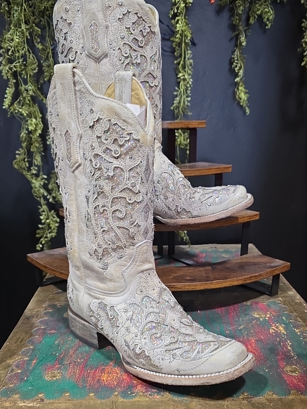 Corral White Leather Embellished Western Heeled Boots